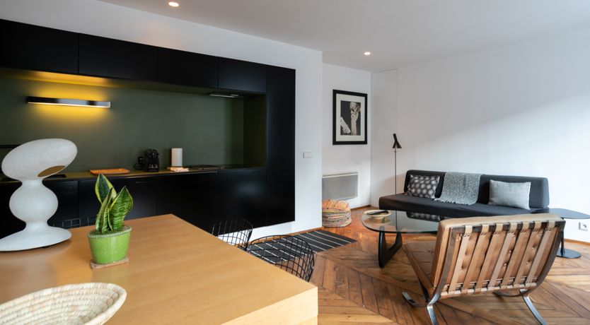 Photo of Paris by Picasso