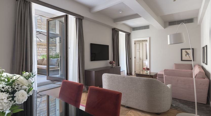 Photo of Signoria Romance