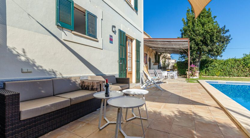 Photo of Olive & Almond