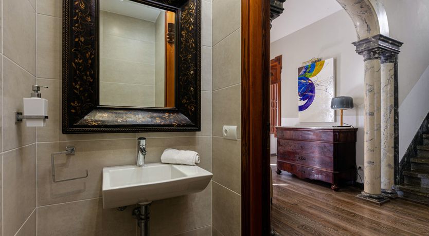 Photo of Olive & Almond