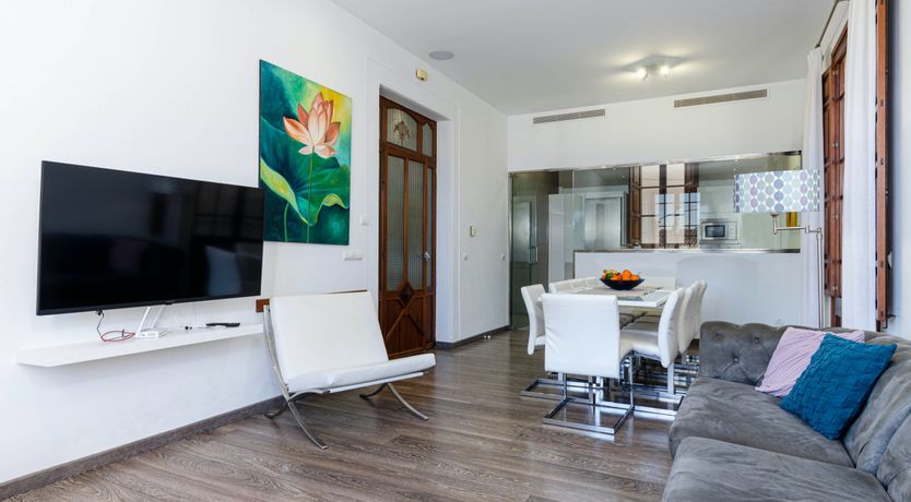 Photo of Olive & Almond