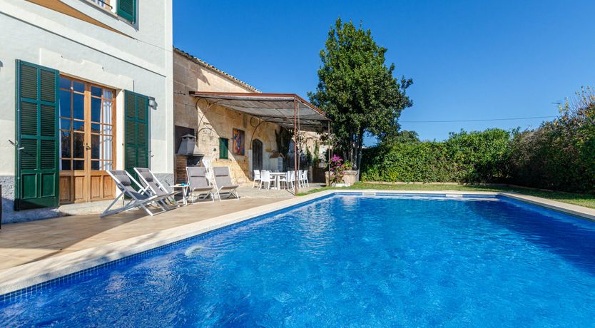 Photo of Olive & Almond