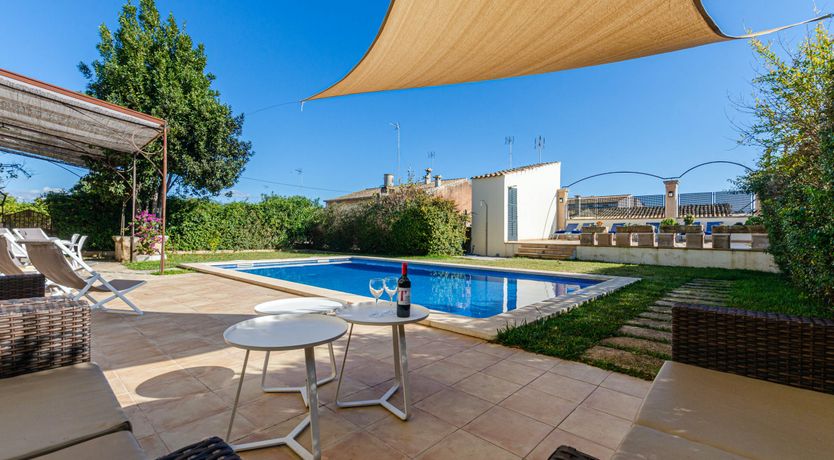 Photo of Olive & Almond