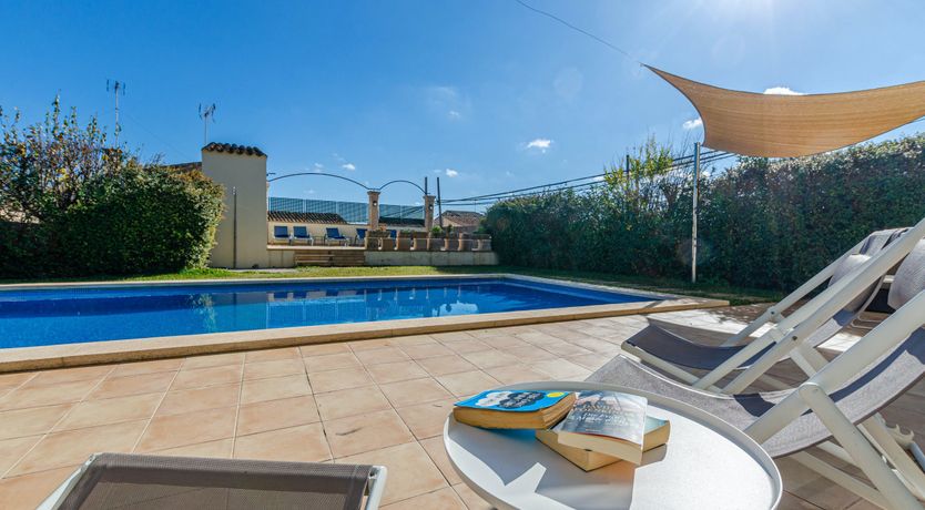 Photo of Olive & Almond