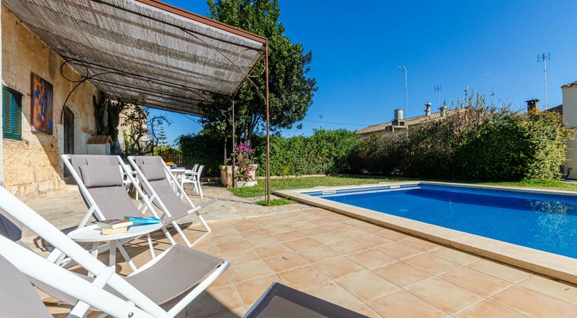 Photo of Olive & Almond