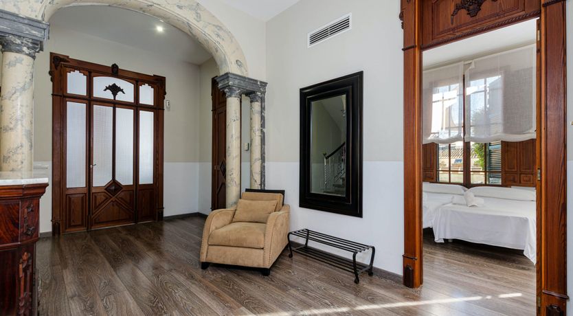 Photo of Olive & Almond