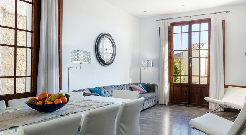 Photo of Olive & Almond