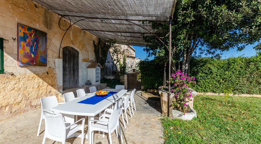 Photo of Olive & Almond