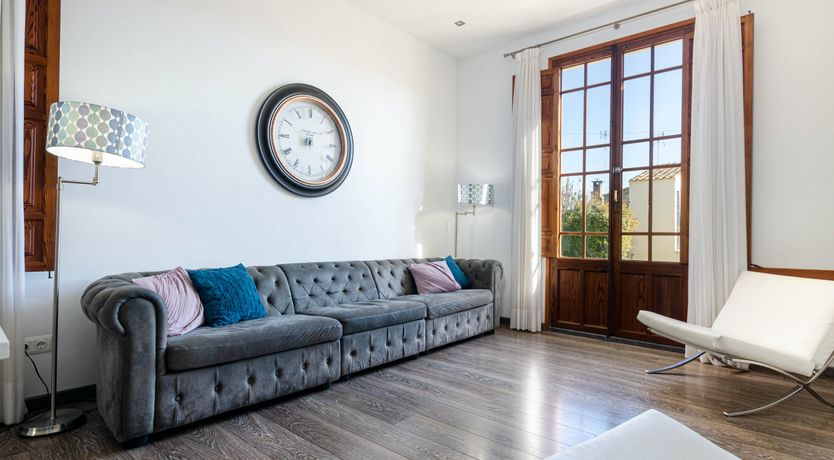 Photo of Olive & Almond