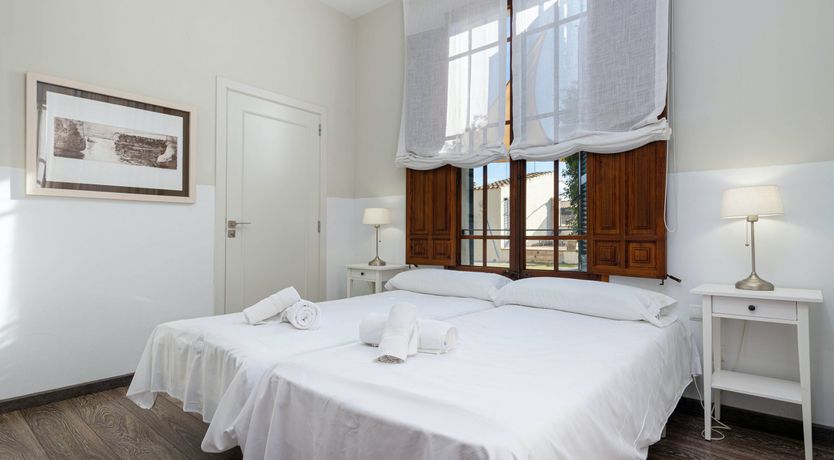 Photo of Olive & Almond