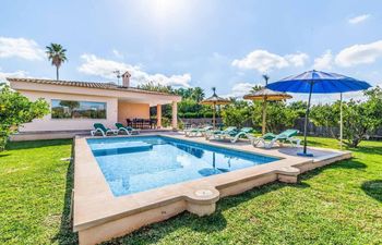 Villa Palm Holiday Home