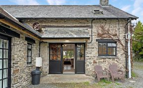 Photo of Threshing Barn, Swimbridge