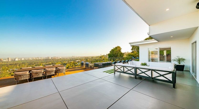 Photo of Skyline Horizon