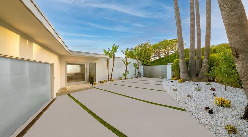 Photo of Skyline Horizon