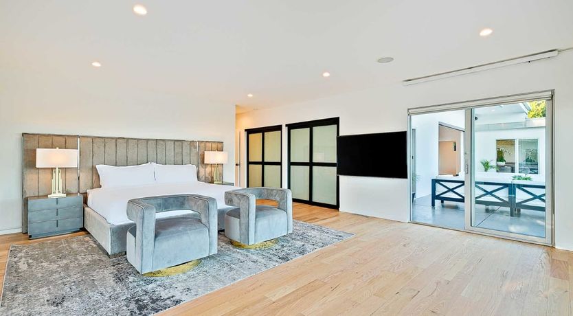 Photo of Skyline Horizon