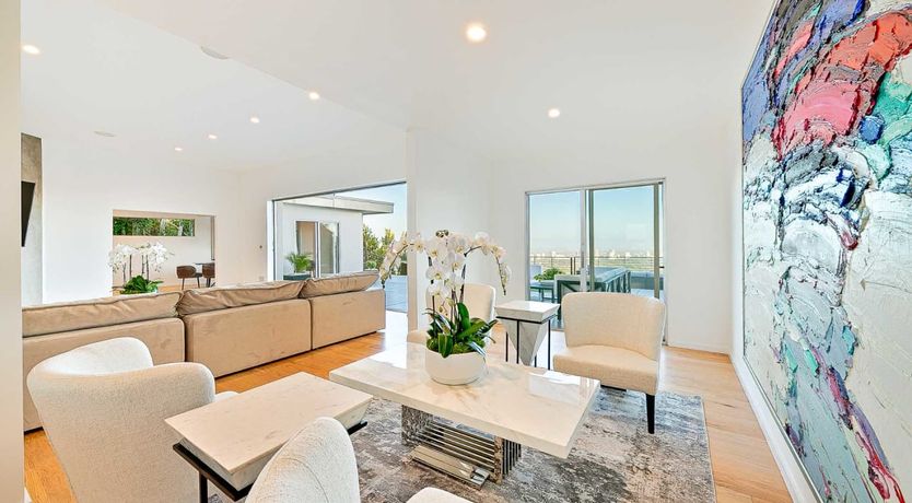 Photo of Skyline Horizon