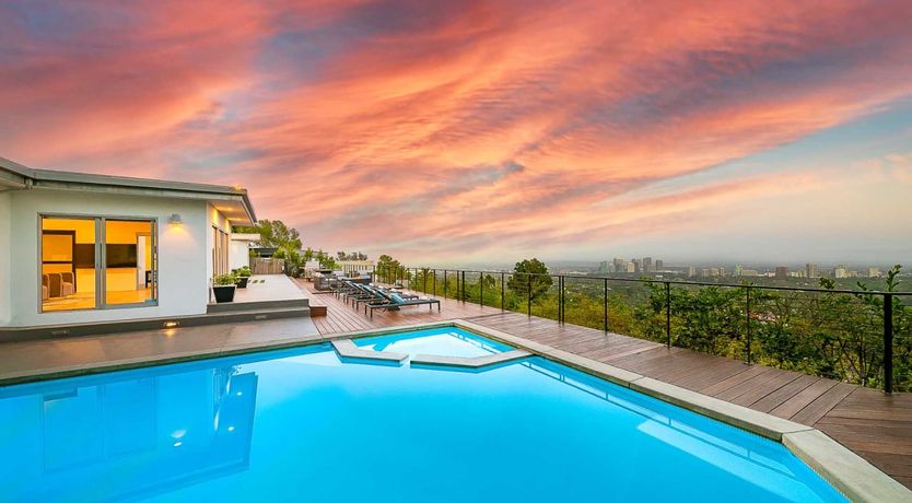 Photo of Skyline Horizon