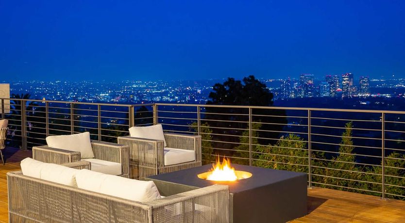 Photo of Skyline Horizon