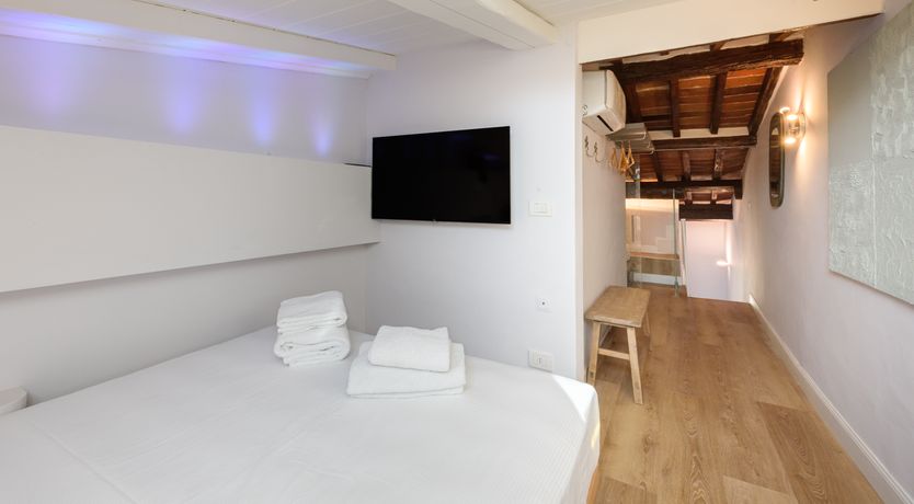 Photo of Renaissance Muse