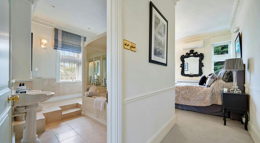 Photo of The Dove's Lookout