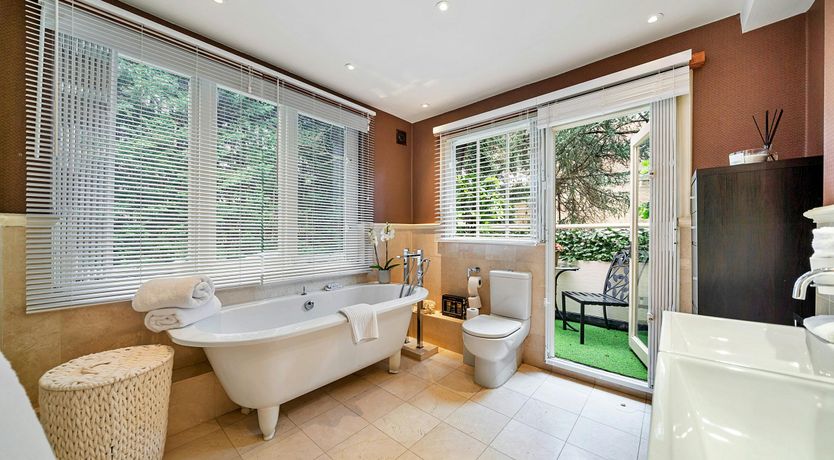 Photo of The Dove's Lookout