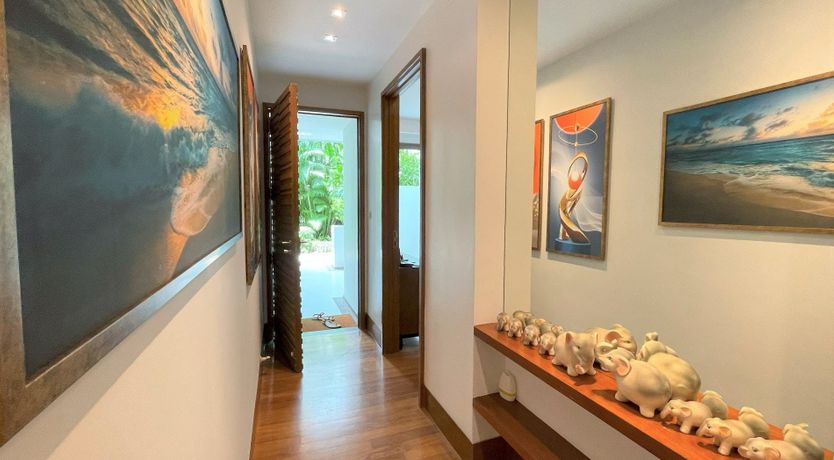 Photo of Pearl of Naithon