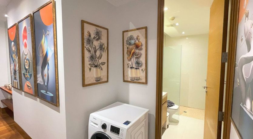 Photo of Pearl of Naithon