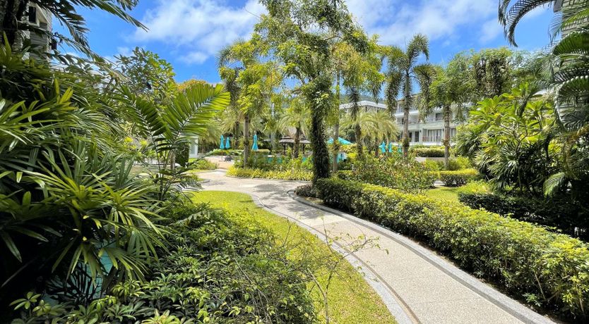 Photo of Pearl of Naithon