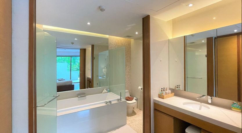 Photo of Pearl of Naithon