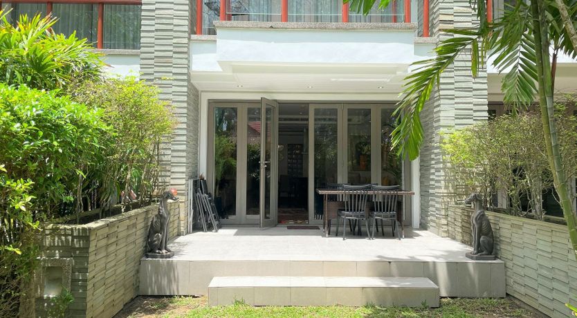 Photo of Pearl of Naithon