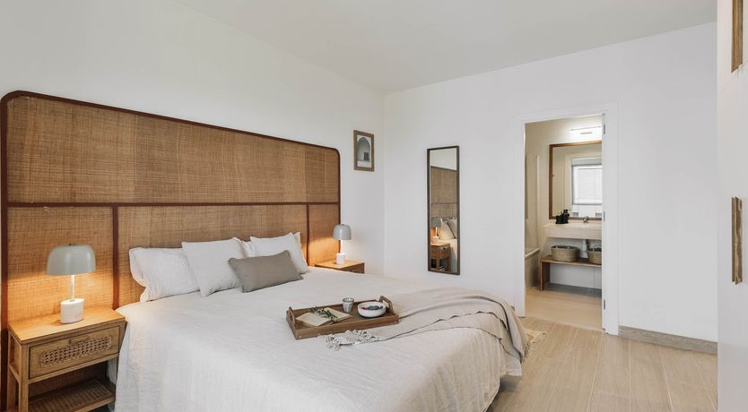 Photo of Shades of Barcelona