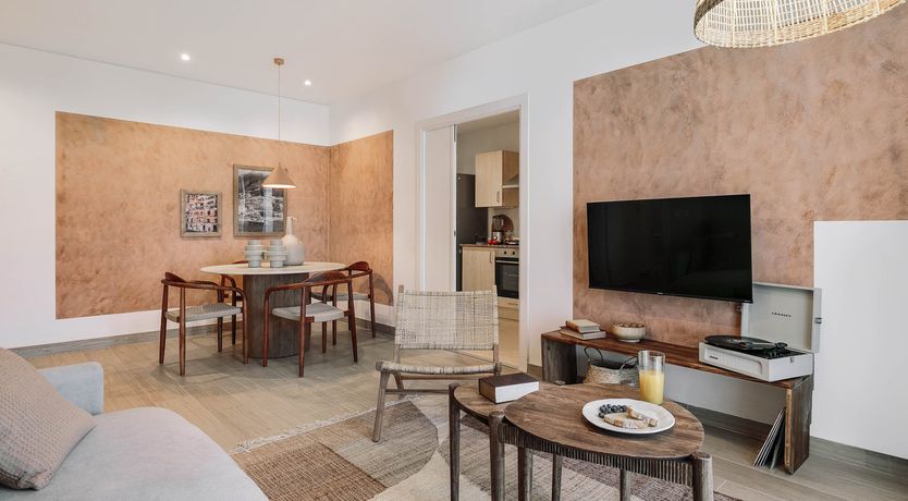 Photo of Shades of Barcelona