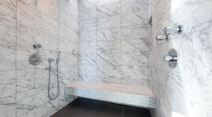 Photo of Beverly Hills Chic