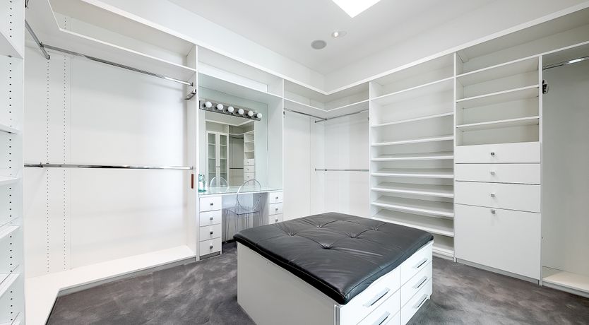 Photo of Beverly Hills Chic