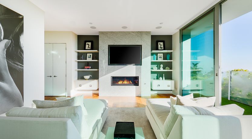 Photo of Beverly Hills Chic