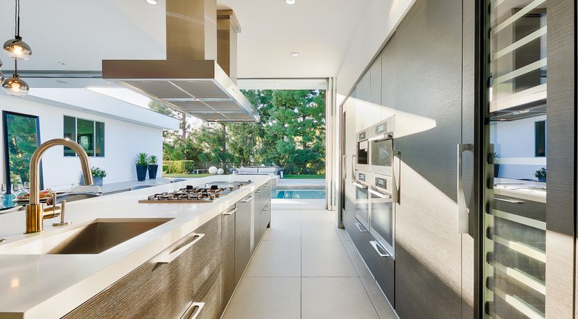 Photo of Beverly Hills Chic