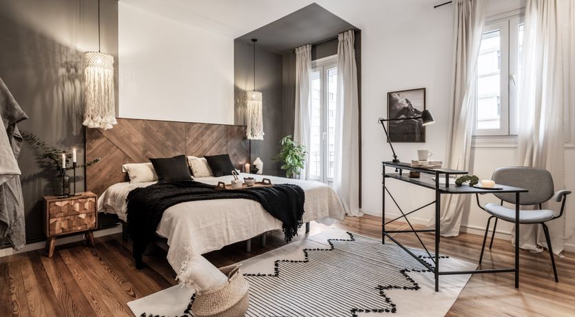 Photo of The City Light