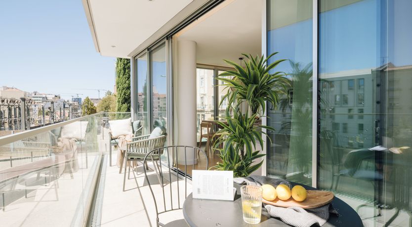 Photo of Lisbon Love