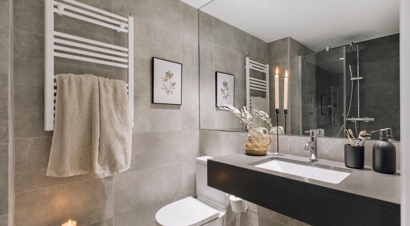 Photo of The Pink Checker