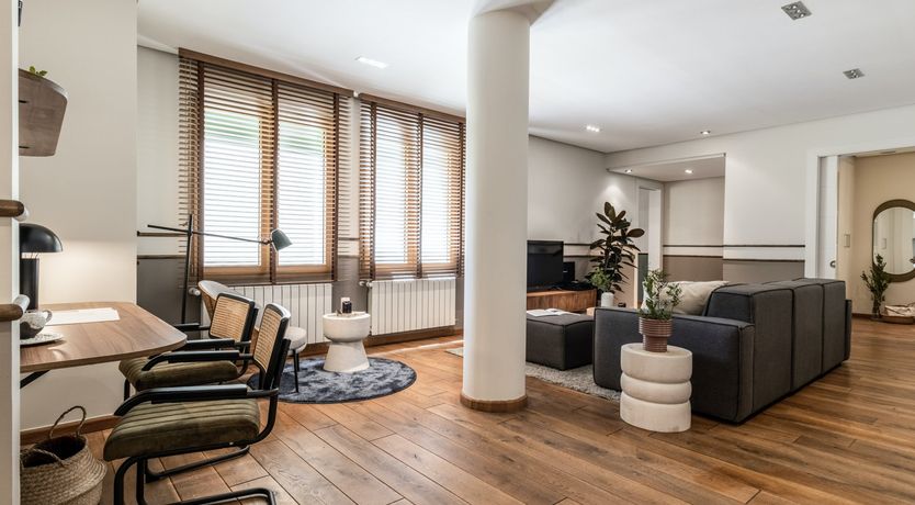 Photo of A Hundred Flowers