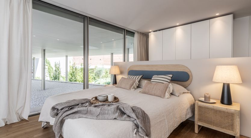 Photo of The Light That I Need