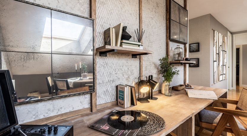 Photo of The Leading Light