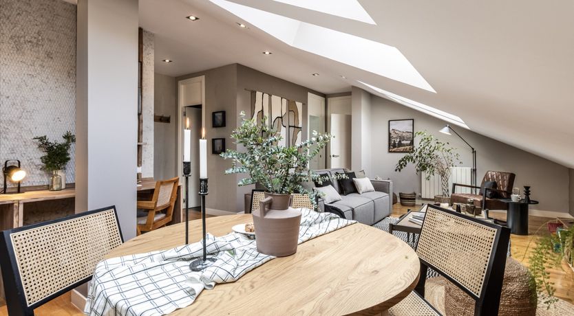 Photo of The Leading Light