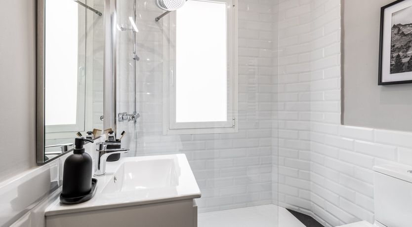 Photo of Amber Candle