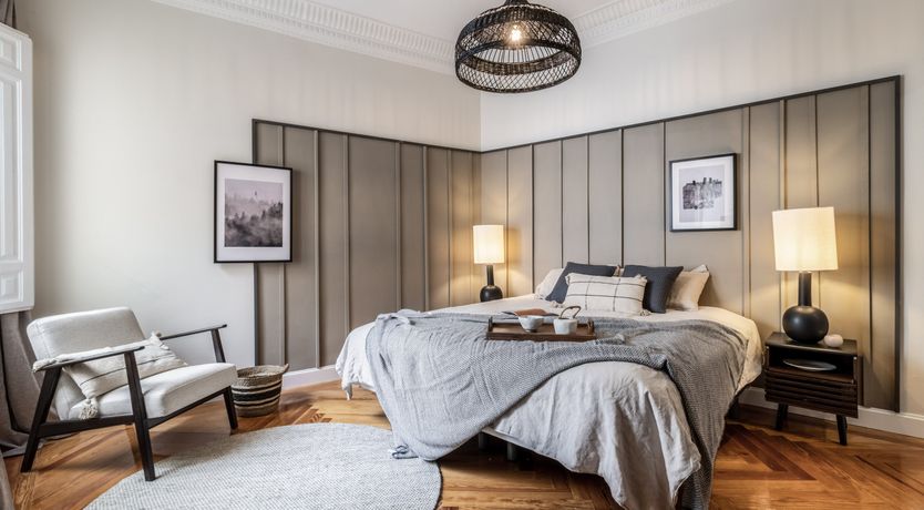 Photo of Amber Candle