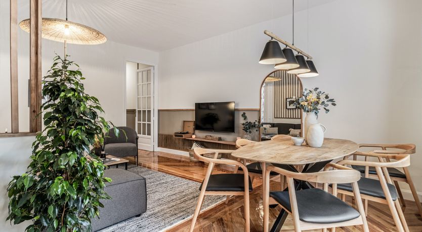 Photo of Amber Candle