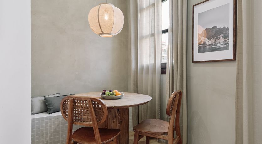 Photo of Greyscale Daydream