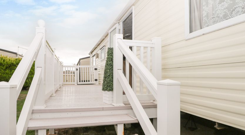 Photo of 90 Solent Breezes