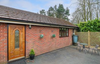 Woodstock Lodge Holiday Home