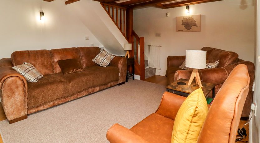 Photo of Battery Barn